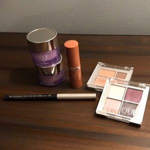 Brand new Clinique sample size makeup set